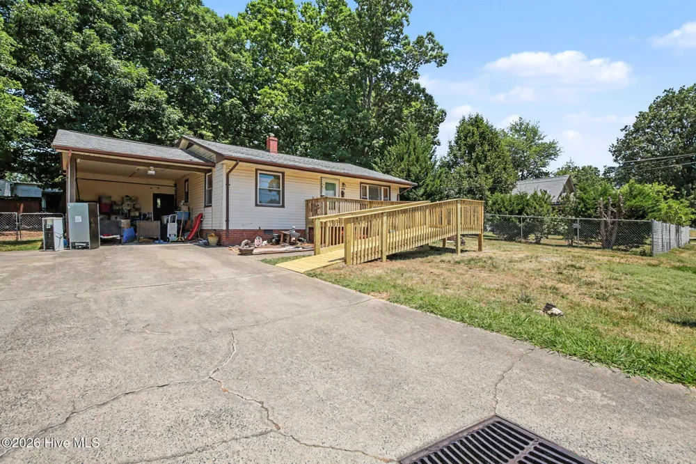 703 Scott Street Thomasville, NC 27360