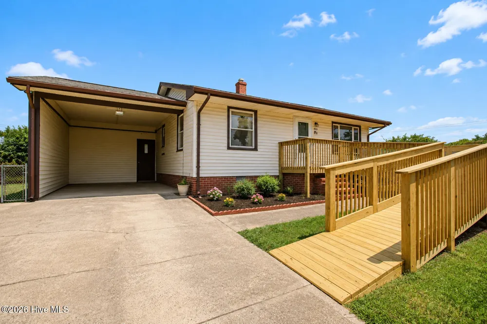 703 Scott Street Thomasville, NC 27360
