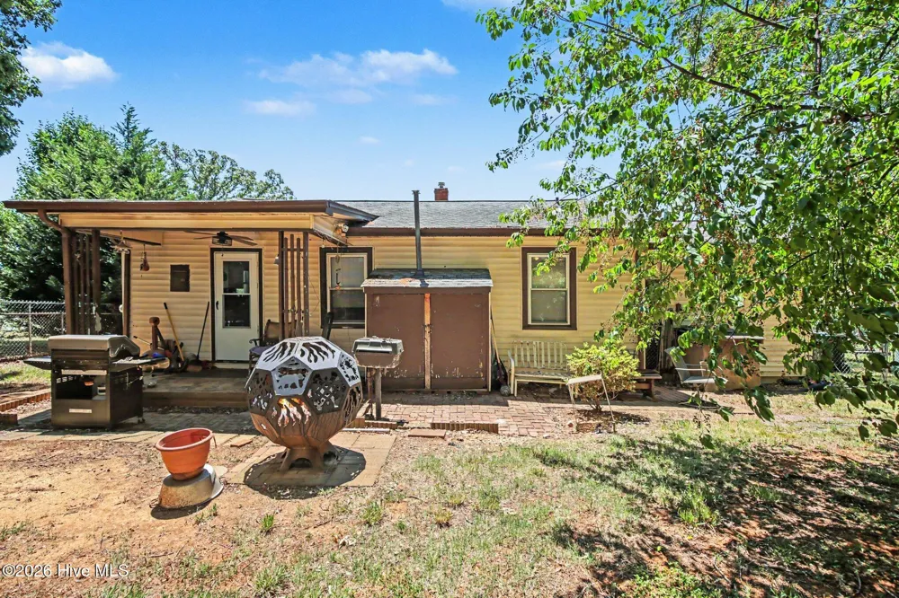 703 Scott Street Thomasville, NC 27360