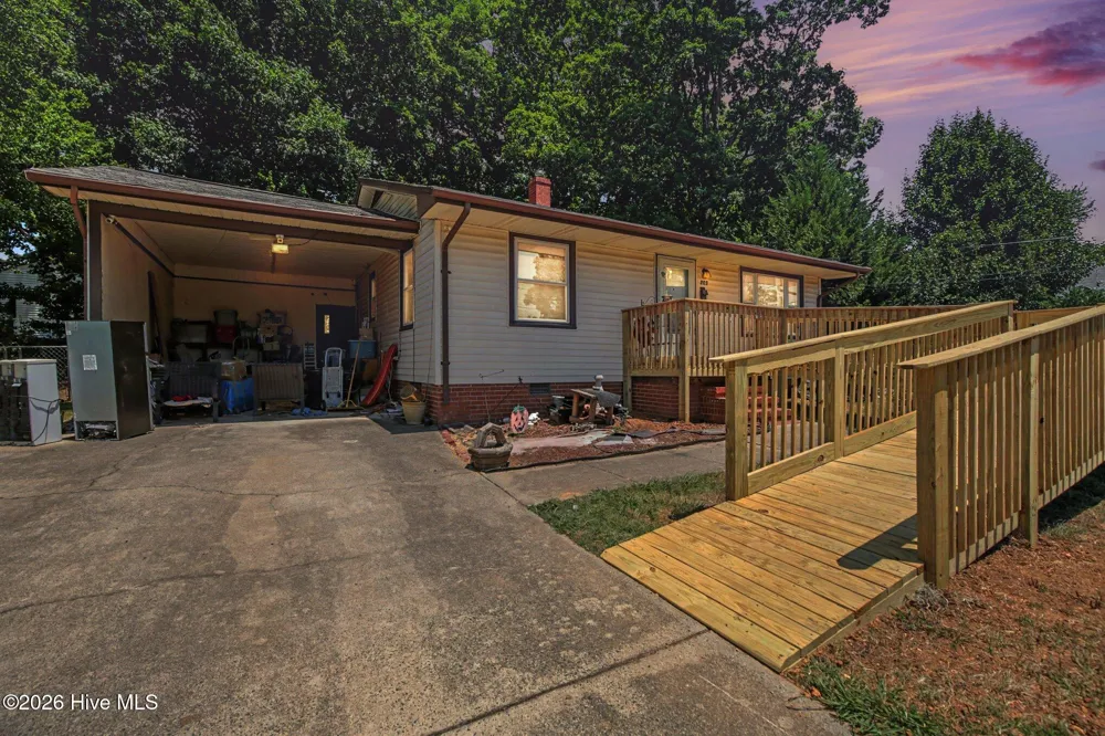 703 Scott Street Thomasville, NC 27360