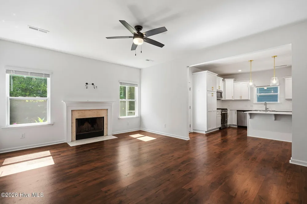432 Bent Willow Drive Clayton, NC 27527