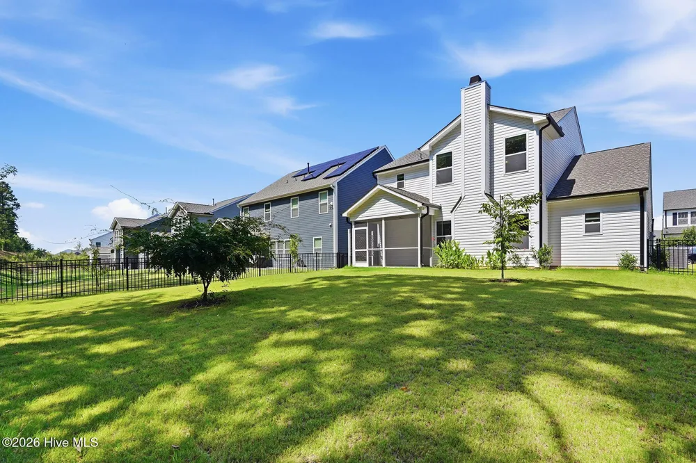 432 Bent Willow Drive Clayton, NC 27527