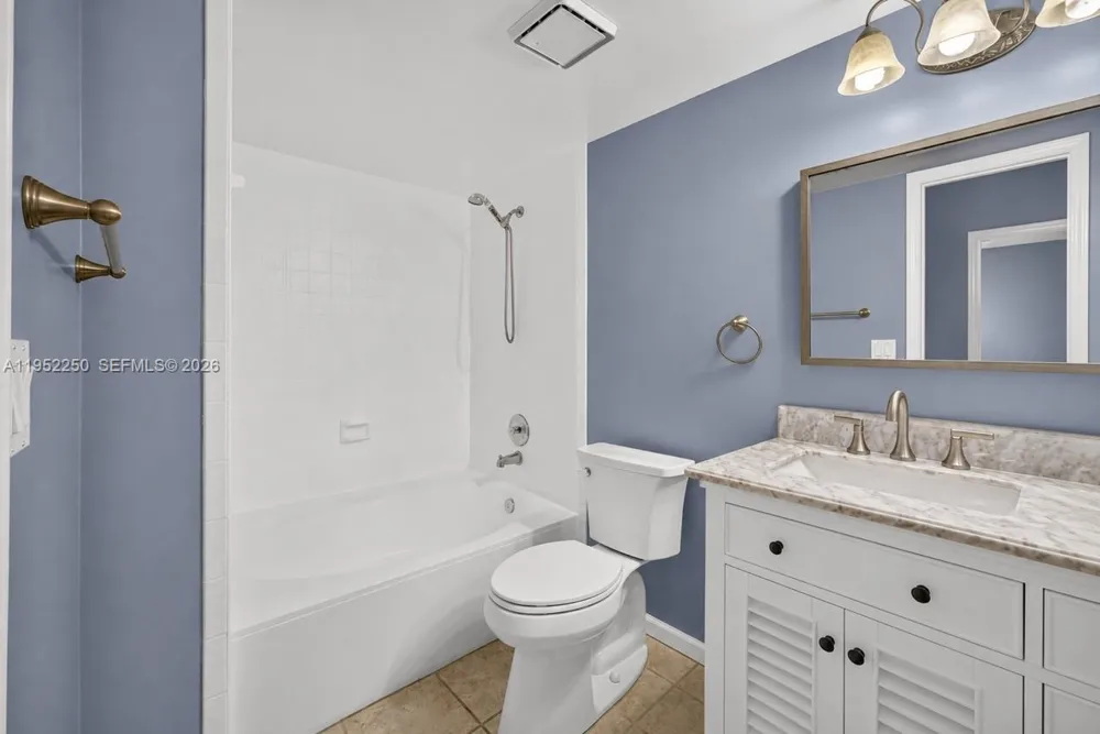11625 Winchester Dr #B Palm Beach Gardens, FL 33410