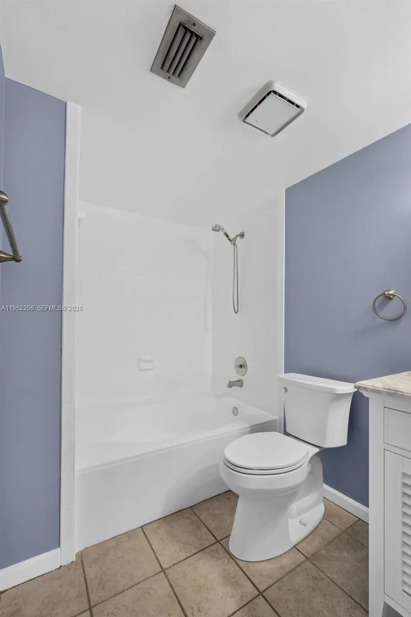 11625 Winchester Dr #B Palm Beach Gardens, FL 33410