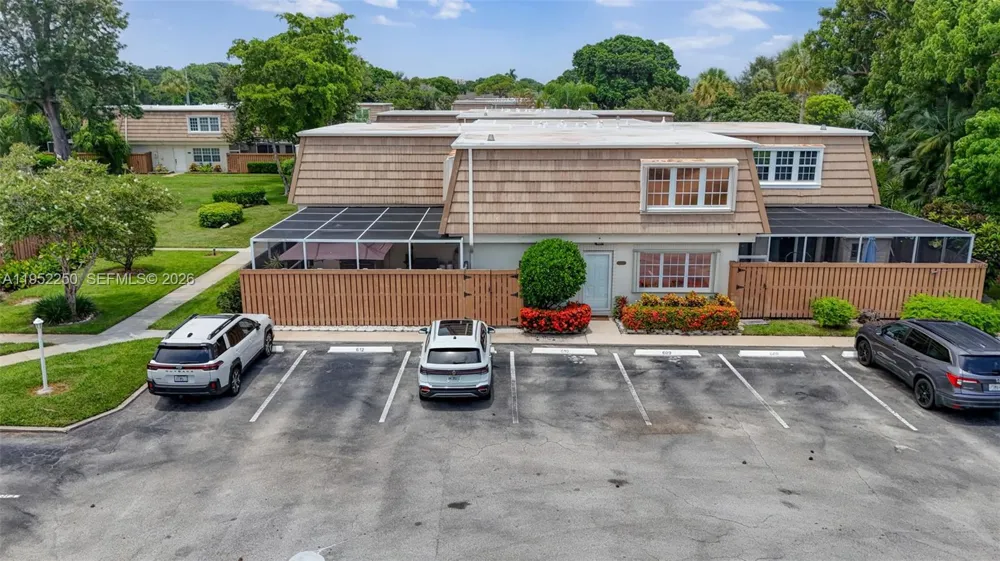 11625 Winchester Dr #B Palm Beach Gardens, FL 33410