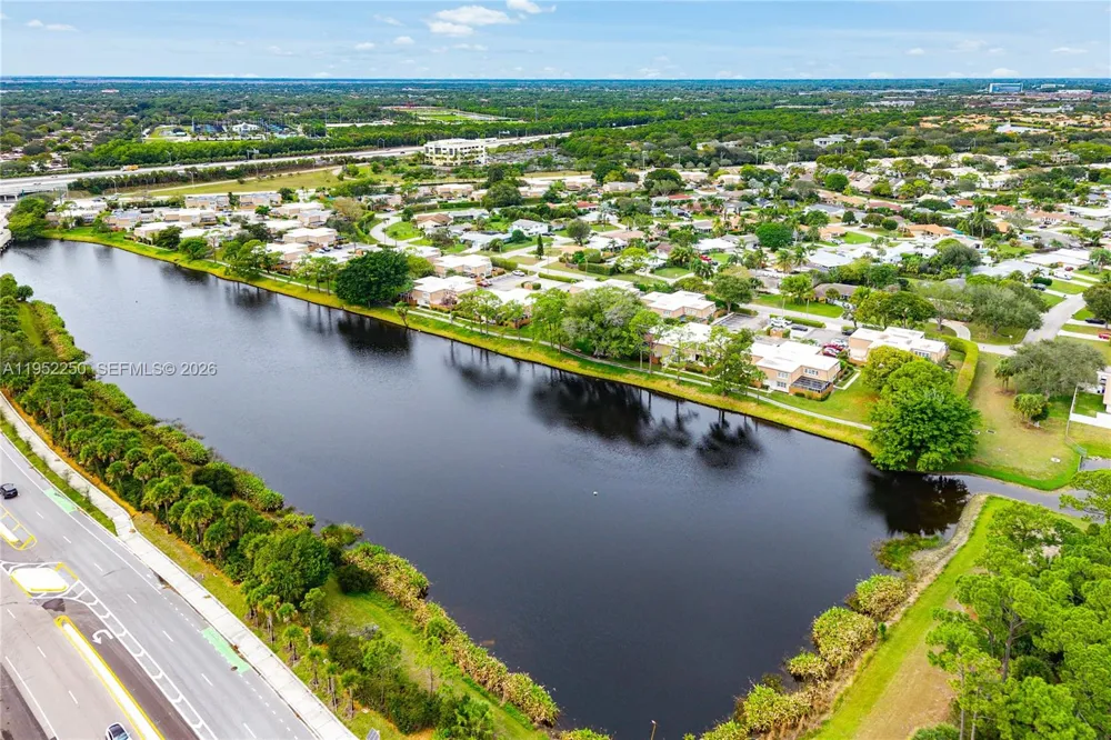 11625 Winchester Dr #B Palm Beach Gardens, FL 33410