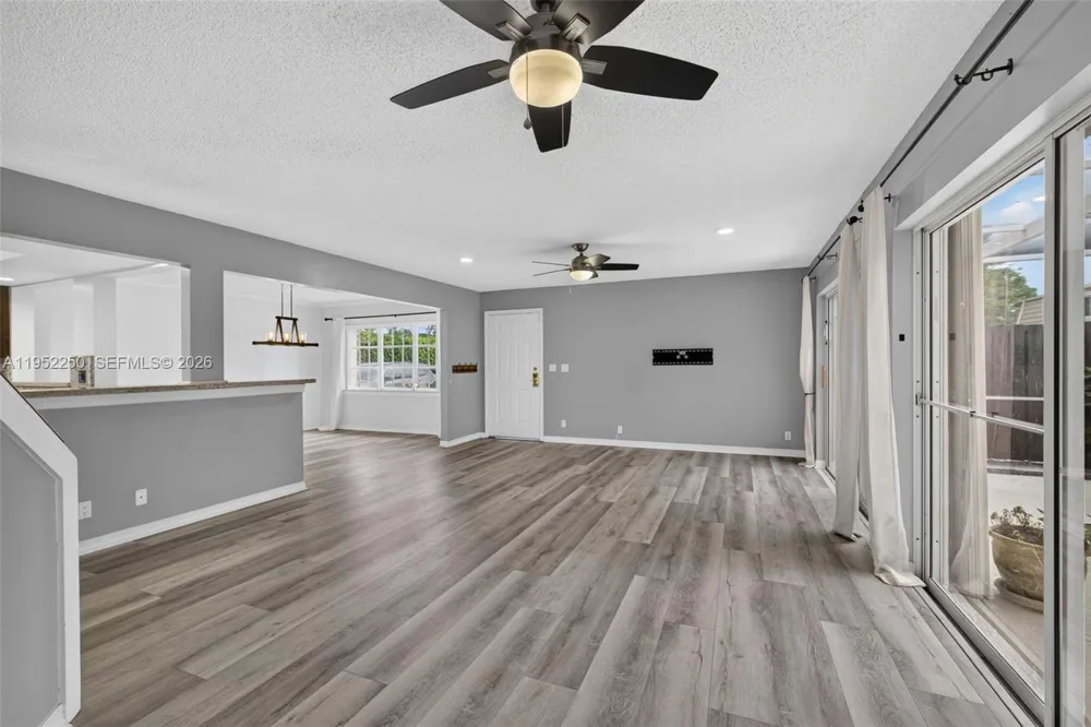 11625 Winchester Dr #B Palm Beach Gardens, FL 33410