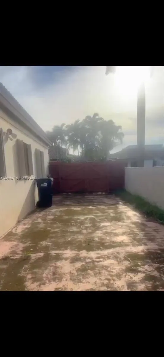 509 SW 87th Pl Miami, FL 33174