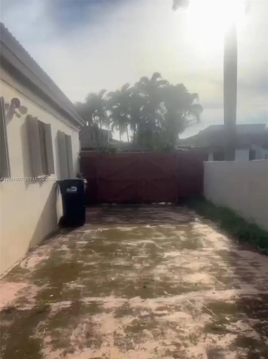 509 SW 87th Pl Miami, FL 33174