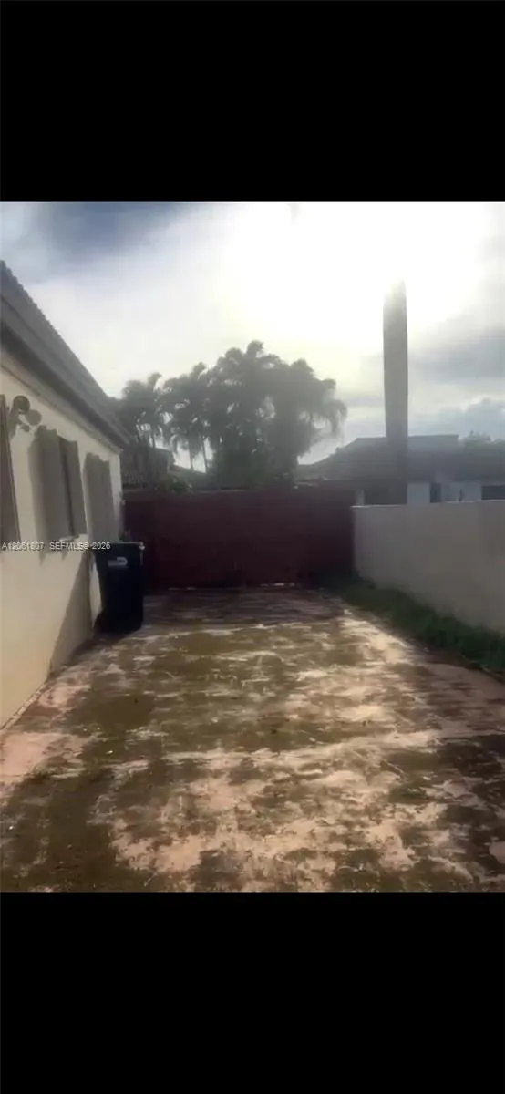 509 SW 87th Pl Miami, FL 33174