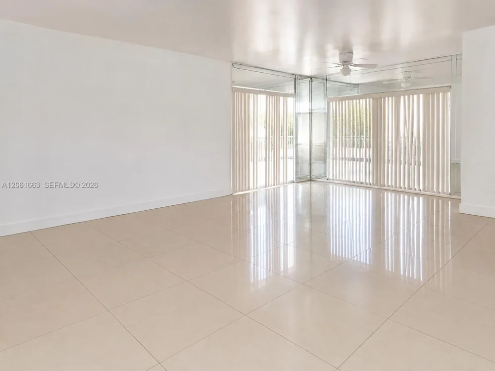 4044 NW 19th St #401 Lauderhill, FL 33313