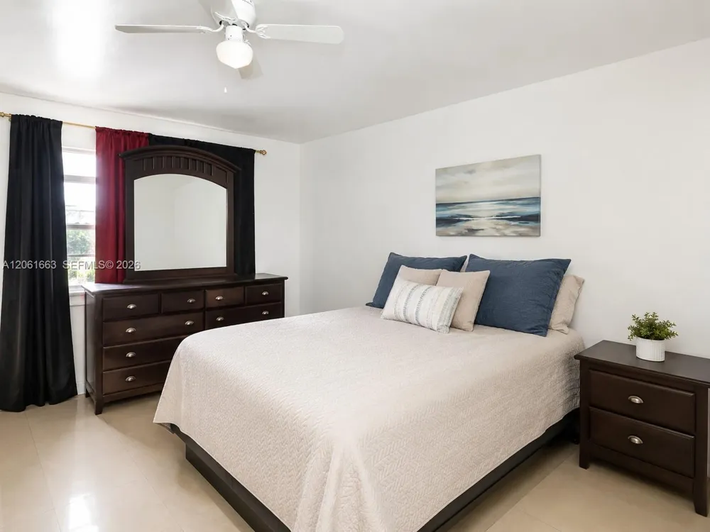 4044 NW 19th St #401 Lauderhill, FL 33313
