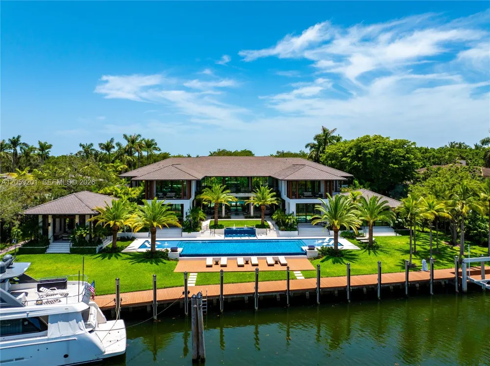 641 Leucadendra Dr Coral Gables, FL 33156
