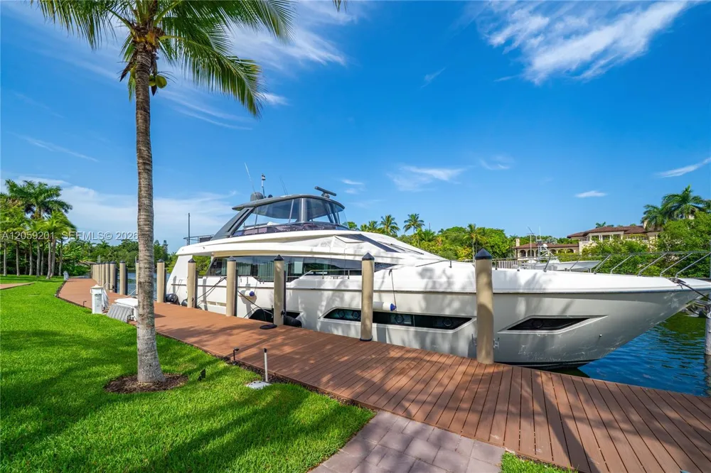 641 Leucadendra Dr Coral Gables, FL 33156