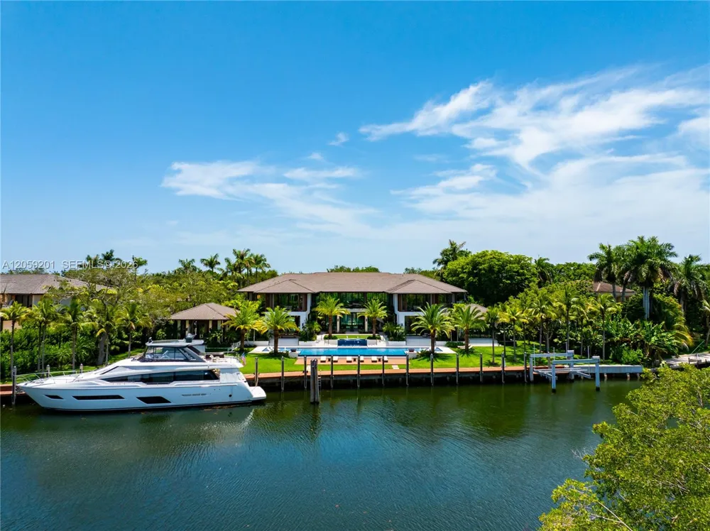 641 Leucadendra Dr Coral Gables, FL 33156