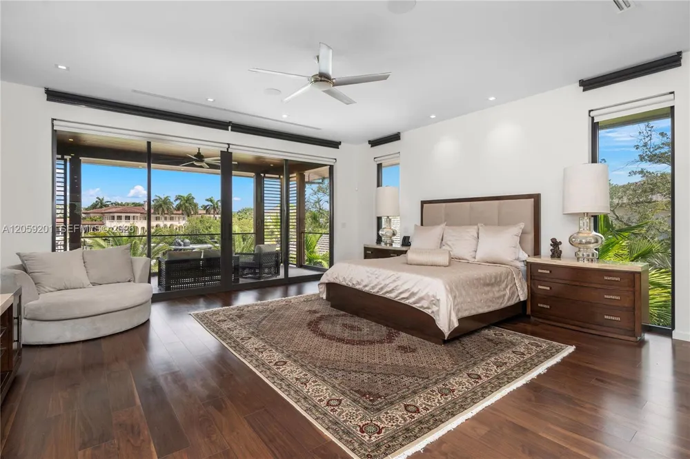 641 Leucadendra Dr Coral Gables, FL 33156