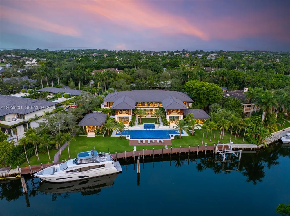 641 Leucadendra Dr Coral Gables, FL 33156
