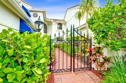22688 Caravelle Cir #22688