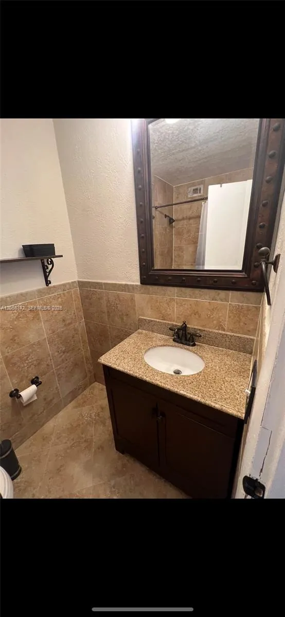 8650 SW 67th Ave #1013 Pinecrest, FL 33156