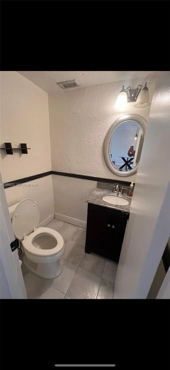 8650 SW 67th Ave #1013 Pinecrest, FL 33156