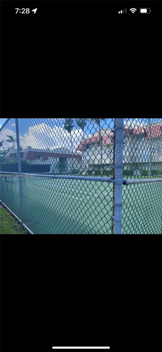 8650 SW 67th Ave #1013 Pinecrest, FL 33156