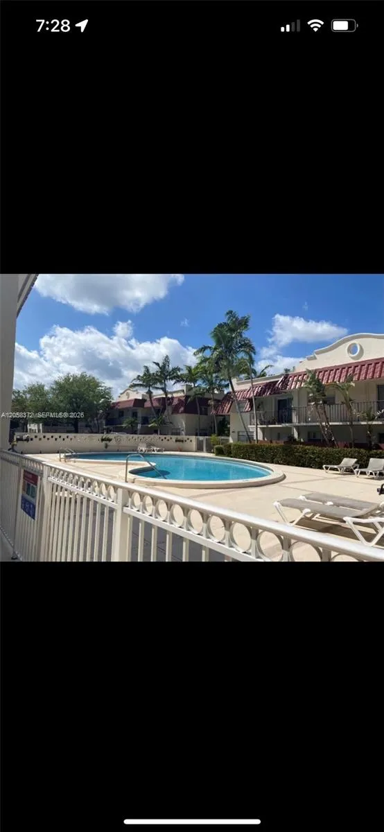 8650 SW 67th Ave #1013 Pinecrest, FL 33156