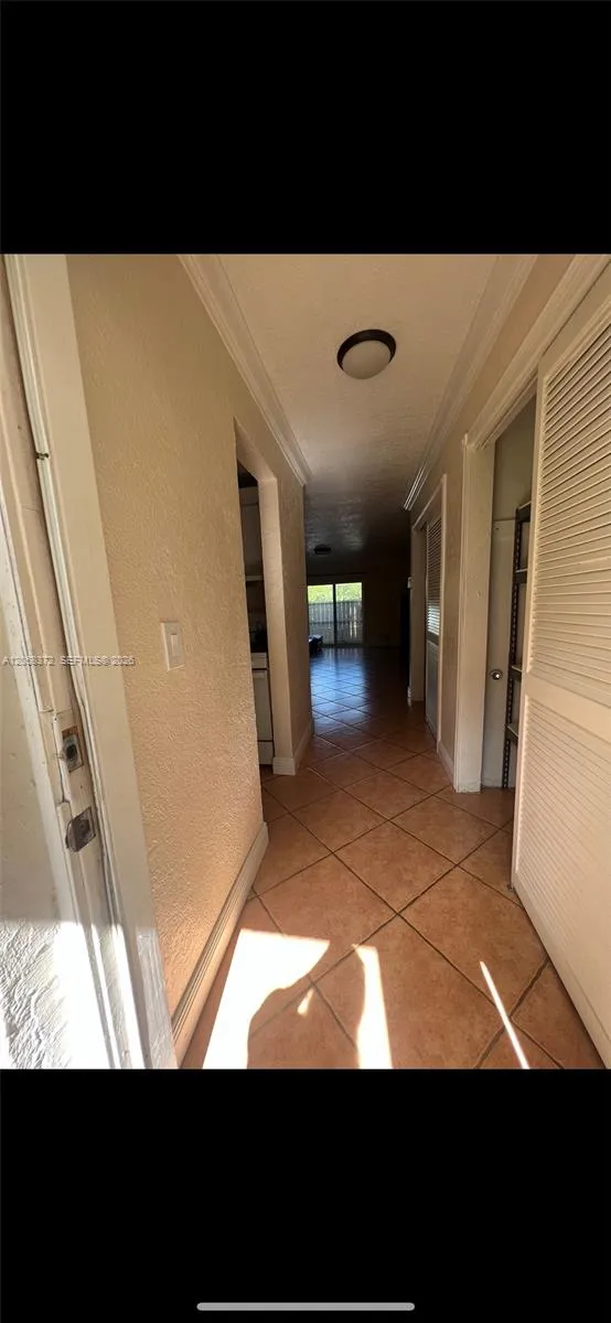 8650 SW 67th Ave #1013 Pinecrest, FL 33156
