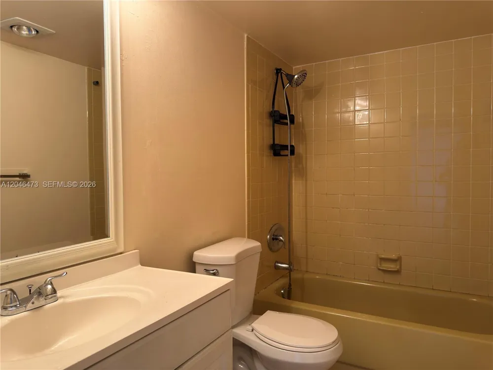 141 SE 3rd Ave #106 Dania Beach, FL 33004