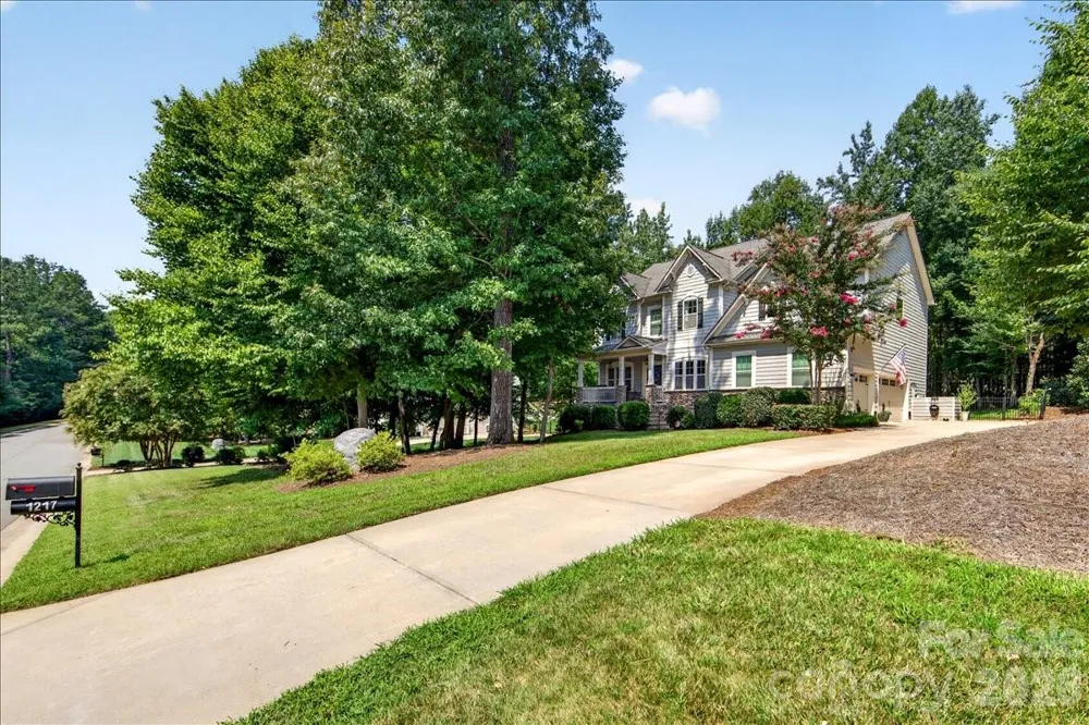 1217 Crofton Drive Waxhaw, NC 28173