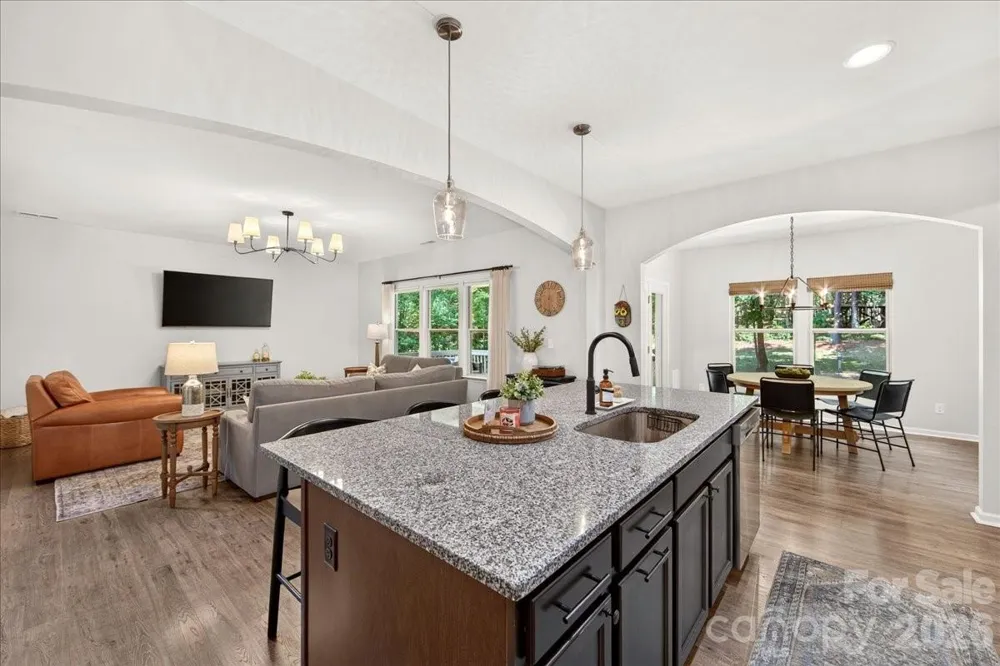 1217 Crofton Drive Waxhaw, NC 28173