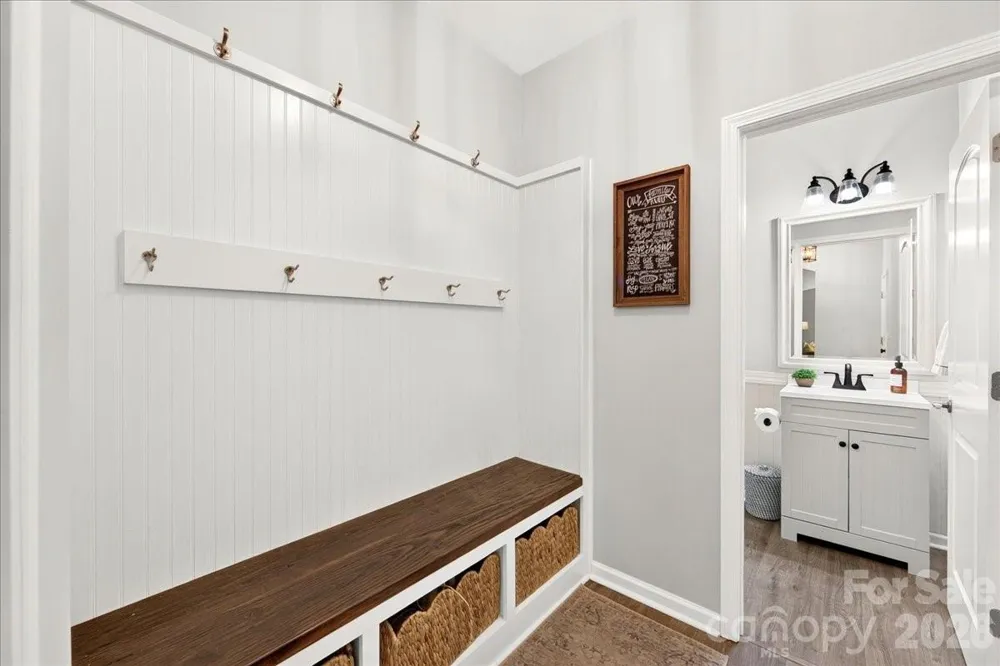 1217 Crofton Drive Waxhaw, NC 28173
