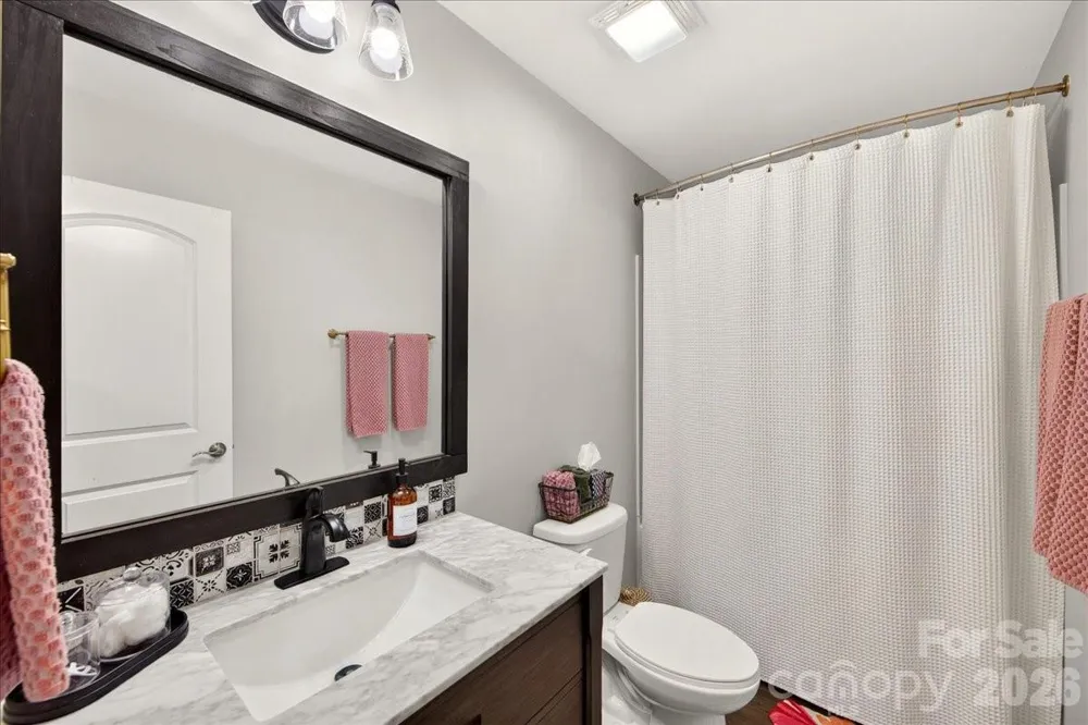 1217 Crofton Drive Waxhaw, NC 28173