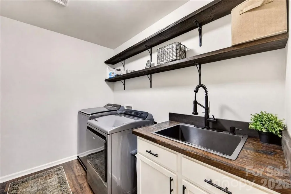 1217 Crofton Drive Waxhaw, NC 28173