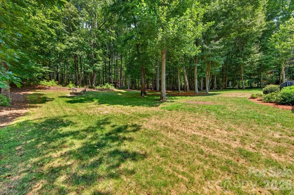 1217 Crofton Drive Waxhaw, NC 28173
