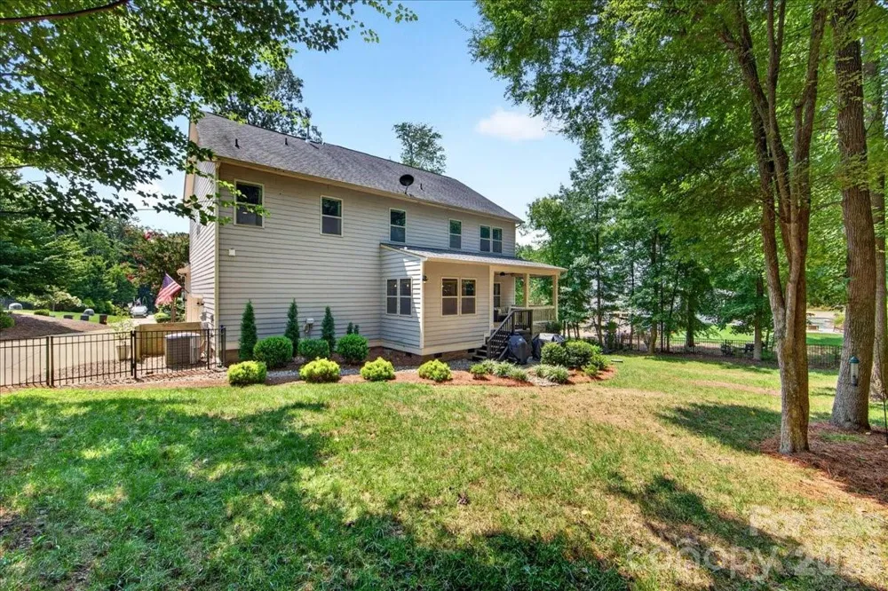 1217 Crofton Drive Waxhaw, NC 28173