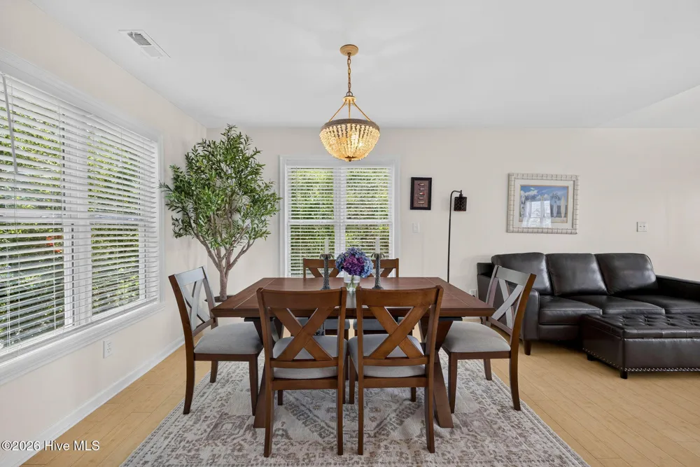 21 S Oak Drive Surf City, NC 28445