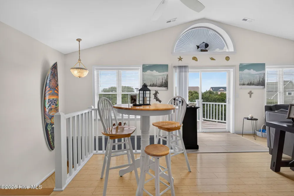 21 S Oak Drive Surf City, NC 28445