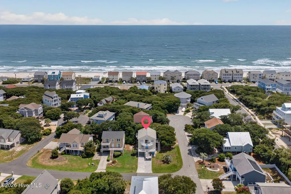 21 S Oak Drive Surf City, NC 28445