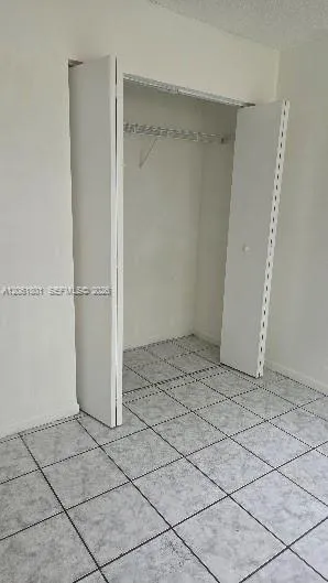 6730 W 26 CT #12-15 Hialeah Gardens, FL 33016