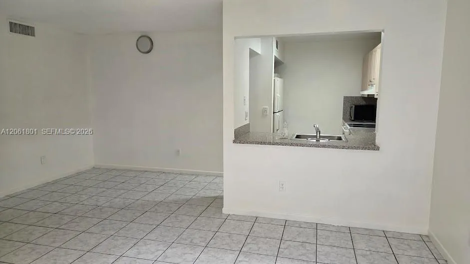 6730 W 26 CT #12-15 Hialeah Gardens, FL 33016