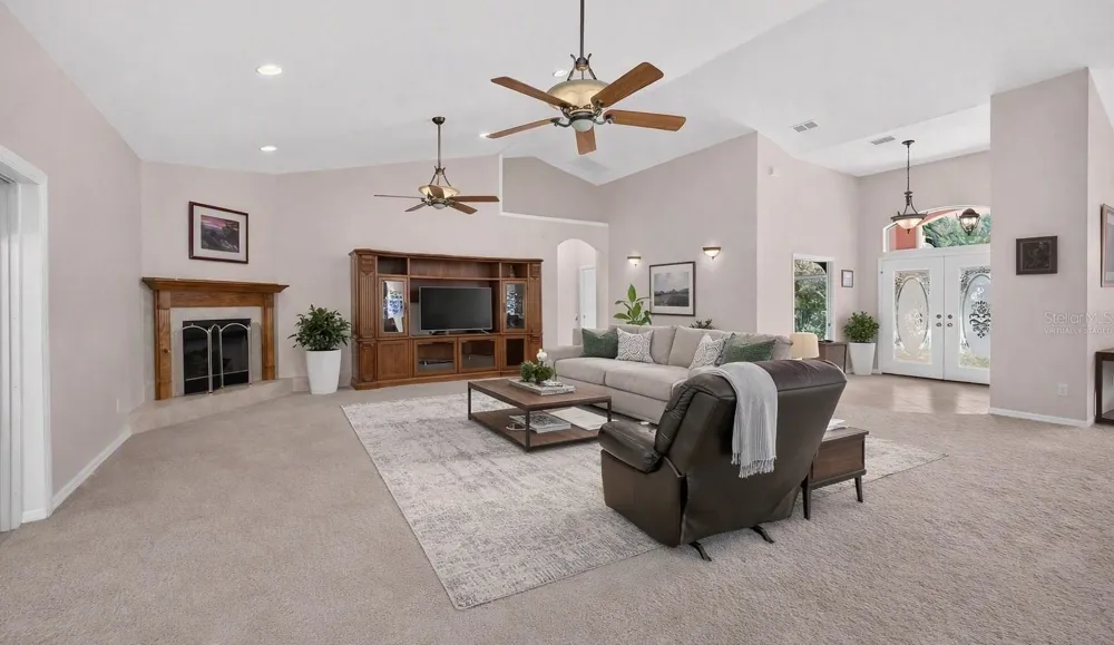 19040 NW 88TH AVENUE ROAD Reddick, FL 32686