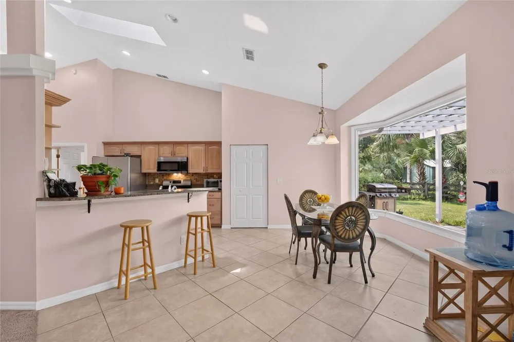 19040 NW 88TH AVENUE ROAD Reddick, FL 32686