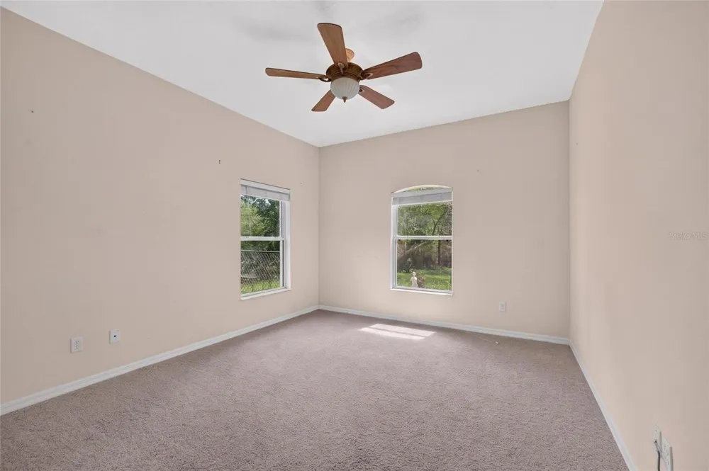 19040 NW 88TH AVENUE ROAD Reddick, FL 32686