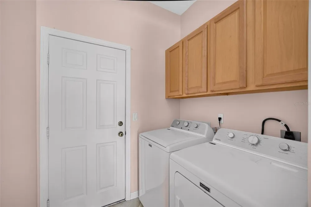 19040 NW 88TH AVENUE ROAD Reddick, FL 32686