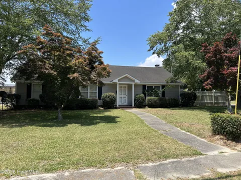 900 Oriental Avenue
