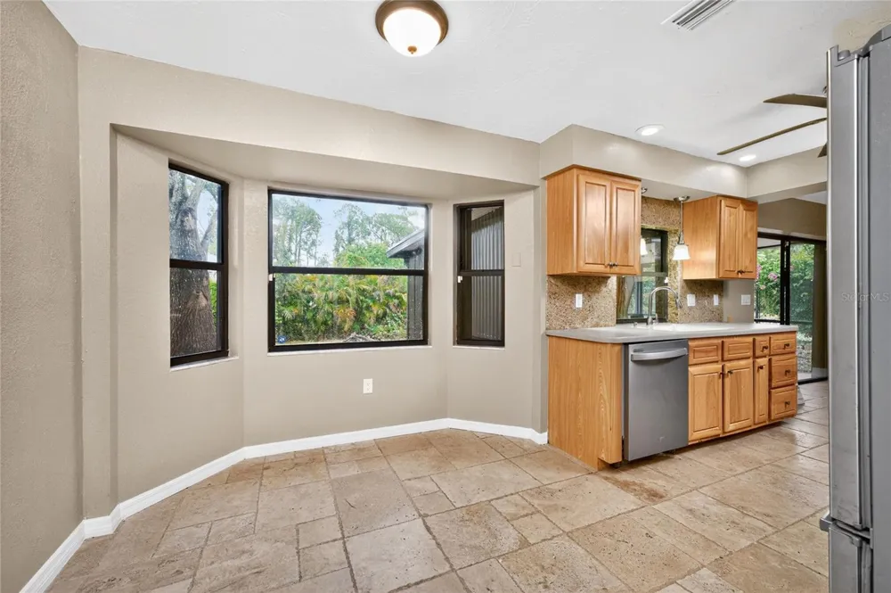 4880 WECOMA AVENUE North Port, FL 34287