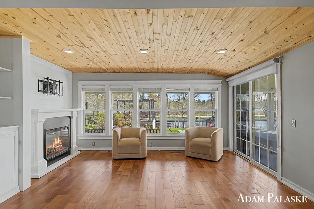 1775 Edwin Drive Wayland, MI 49348
