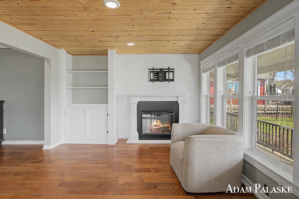 1775 Edwin Drive Wayland, MI 49348