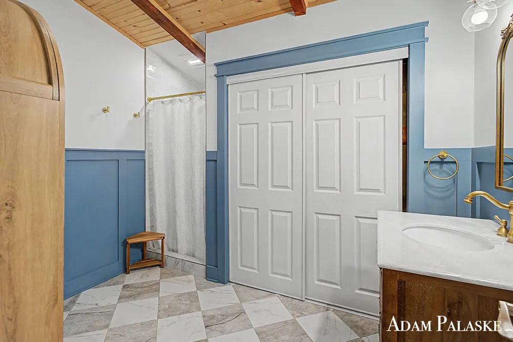 1775 Edwin Drive Wayland, MI 49348