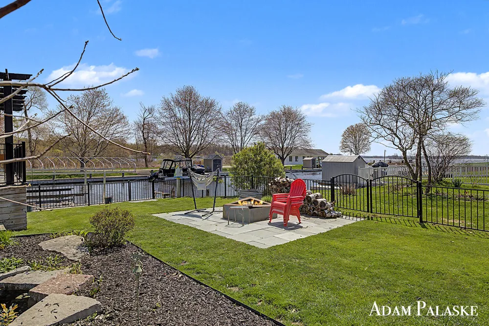 1775 Edwin Drive Wayland, MI 49348